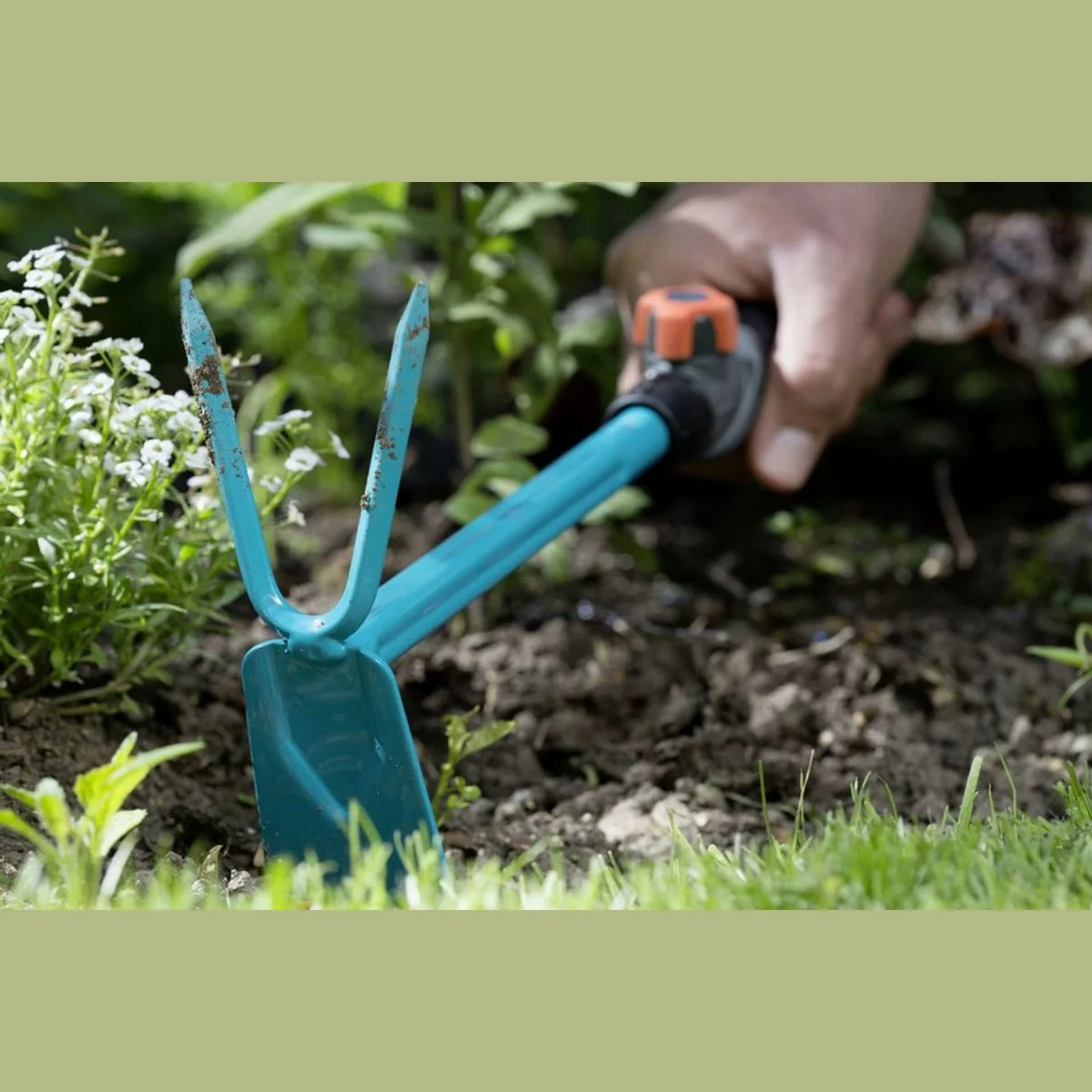 Gardena Kleinhäckchen combisystem 5 cm, vielseitig, robust, ergonomisch 2