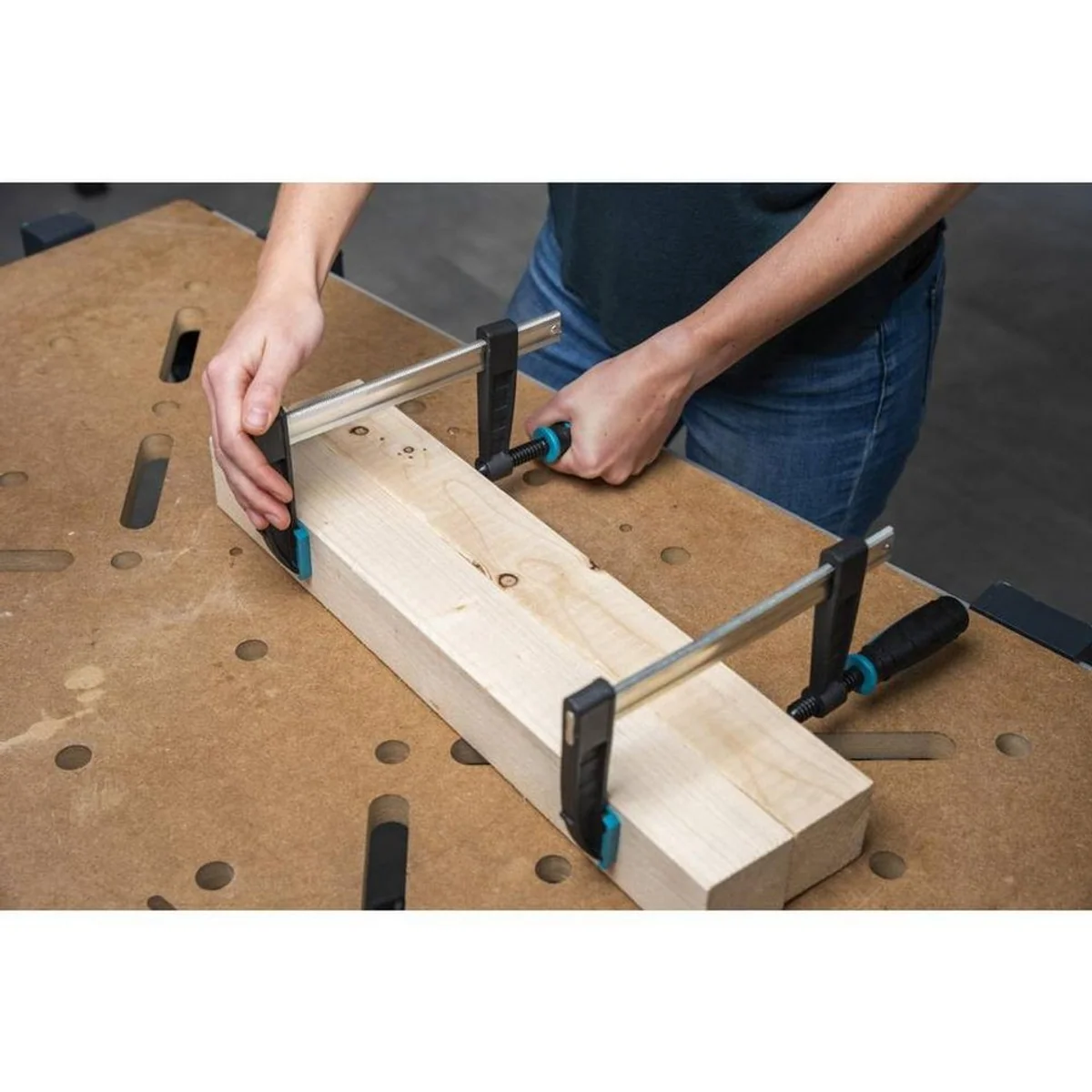 Wolfcraft Schraubzwinge SC 80-300, hohe Spannkraft, stabile Konstruktion, einfache Handhabung 4